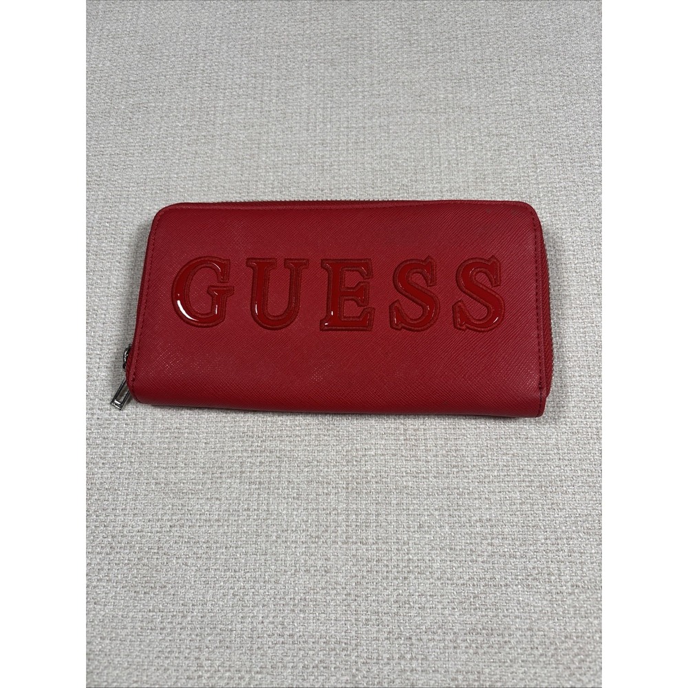 Black GUESS Wallet With Full Zipper Closure. GUC.